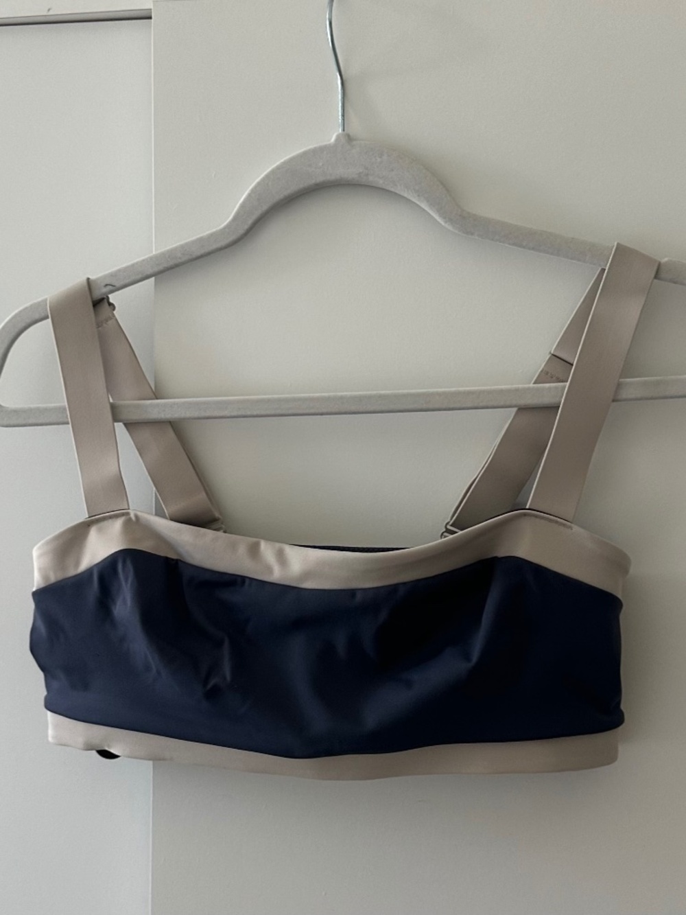 SKIMS Sport top